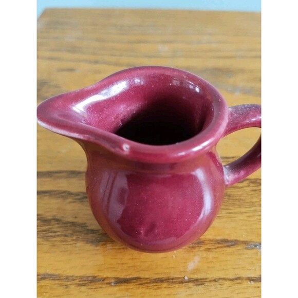 Vintage Homer Laughlin Harlequin Individual Toy Creamer Maroon Miniature 40s - Picture 4 of 5